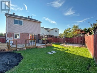 27 LINDSAY COURT Barrie (Cundles East) Ontario photo 29