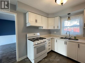 27 LINDSAY COURT Barrie (Cundles East) Ontario photo 9