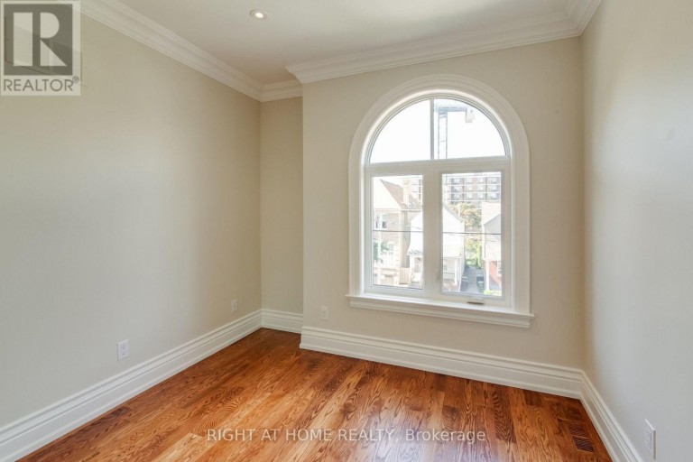 109 BANFF ROAD, Toronto (Mount Pleasant East), Ontario, M4P2P6