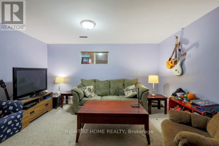 58 PARK STREET, Toronto (Birchcliffe-Cliffside), Ontario, M1N2N7