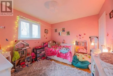 58 PARK STREET Toronto (Birchcliffe-Cliffside) Ontario photo 23