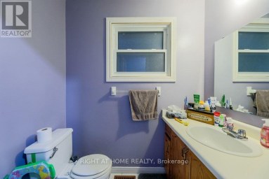 58 PARK STREET Toronto (Birchcliffe-Cliffside) Ontario photo 24
