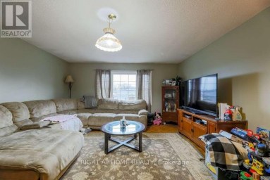 58 PARK STREET Toronto (Birchcliffe-Cliffside) Ontario photo 5