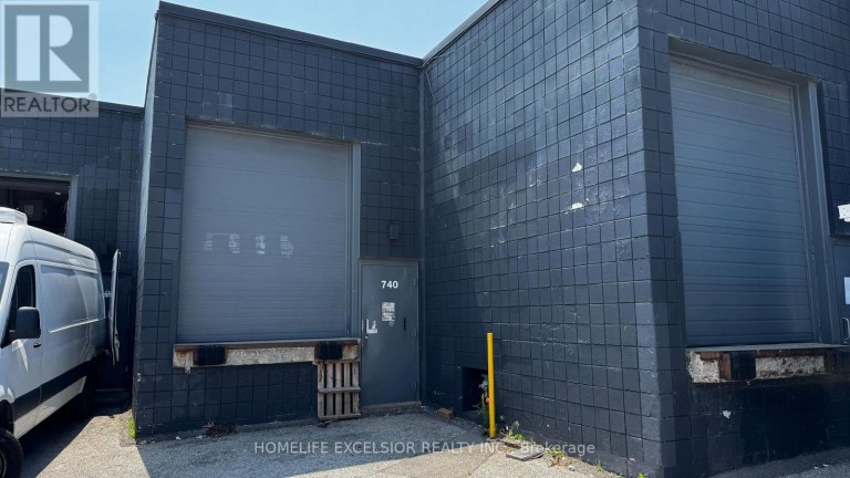 740 GORDON BAKER ROAD, Toronto (Hillcrest Village), Ontario, M2H3B4