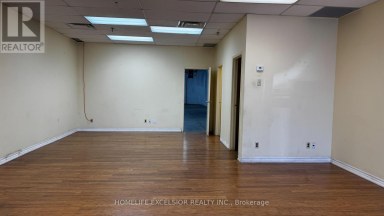 740 GORDON BAKER ROAD Toronto (Hillcrest Village) Ontario photo 3