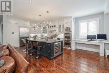 44 CHURCHILL AVENUE Toronto (Willowdale West) Ontario photo 15