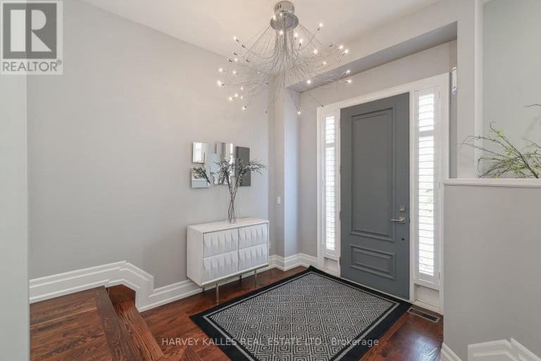 44 CHURCHILL AVENUE, Toronto (Willowdale West), Ontario, M2N1Y7