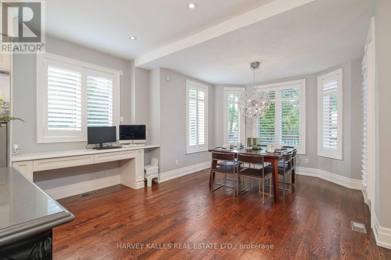 44 CHURCHILL AVENUE, Toronto (Willowdale West), Ontario, M2N1Y7