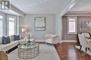 44 CHURCHILL AVENUE Toronto (Willowdale West) Ontario photo 6