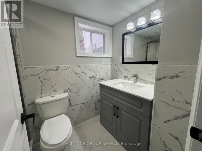BASEMENT - 75 REGATTA CRESCENT, Toronto (Newtonbrook West), Ontario, M2R2X7