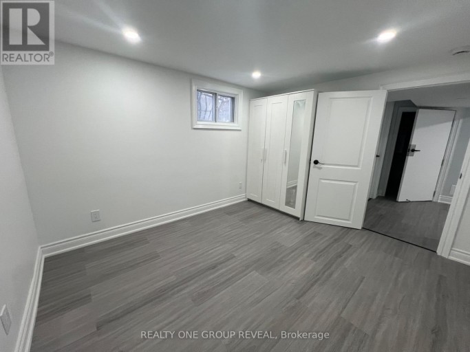BASEMENT - 75 REGATTA CRESCENT, Toronto (Newtonbrook West), Ontario, M2R2X7