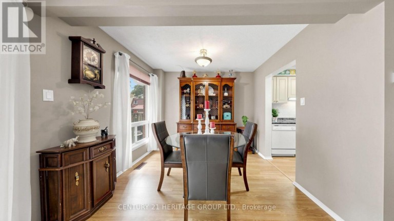 27 DUNKELD WAY, Markham (Royal Orchard), Ontario, L3T4Y8