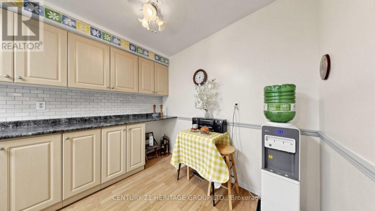 27 DUNKELD WAY, Markham (Royal Orchard), Ontario, L3T4Y8