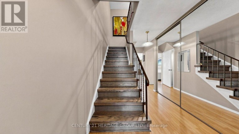 27 DUNKELD WAY, Markham (Royal Orchard), Ontario, L3T4Y8