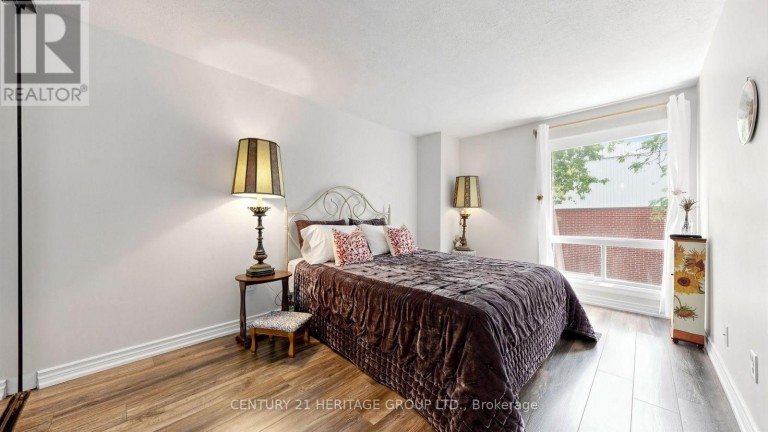 27 DUNKELD WAY, Markham (Royal Orchard), Ontario, L3T4Y8