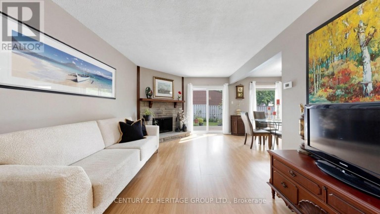 27 DUNKELD WAY, Markham (Royal Orchard), Ontario, L3T4Y8