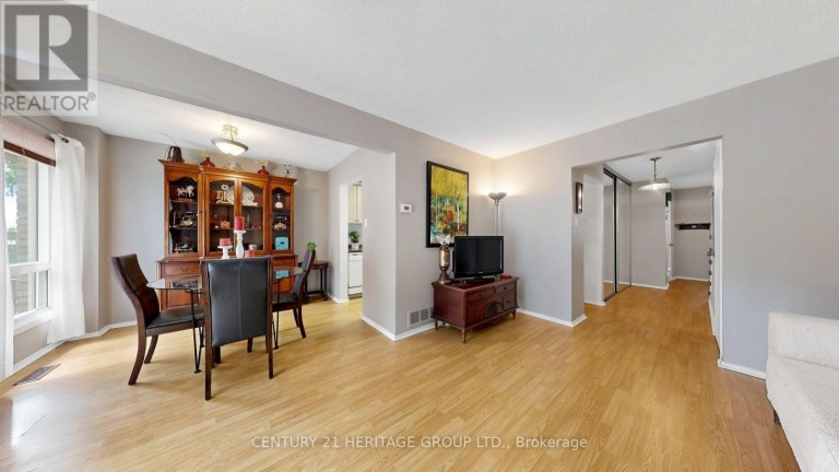 27 DUNKELD WAY, Markham (Royal Orchard), Ontario, L3T4Y8