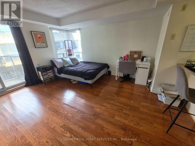 204 - 429 SOMERSET STREET W, Ottawa, Ontario, K2P2P5