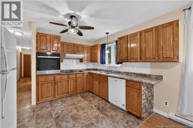18 Lobban Avenue Miramichi New Brunswick photo 3