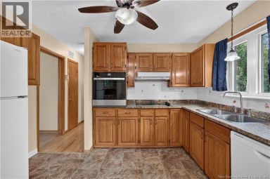 18 Lobban Avenue Miramichi New Brunswick photo 5