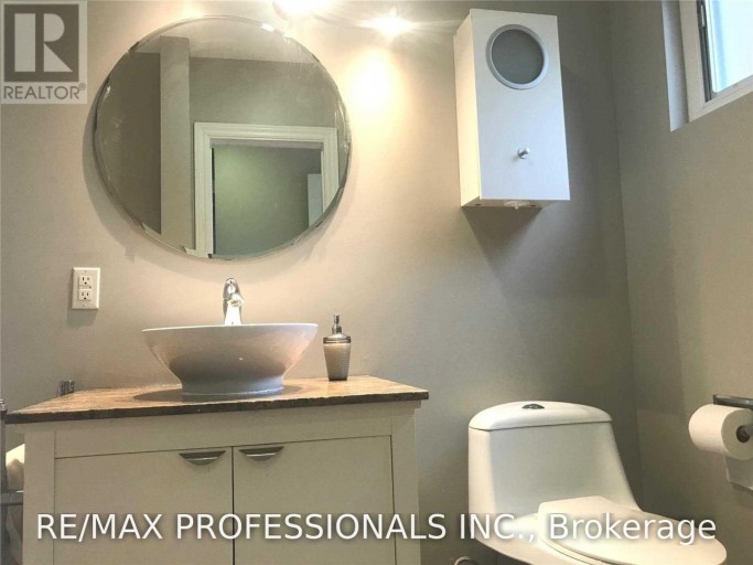 BSMT - 1582 OTTERBY ROAD, Mississauga (Applewood), Ontario, L4X1W7