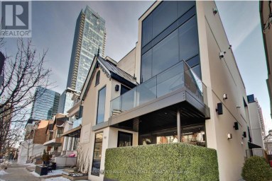 SECOND FLOOR - 101 SCOLLARD STREET Toronto (Annex) Ontario photo 1