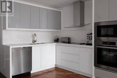 SECOND FLOOR - 101 SCOLLARD STREET Toronto (Annex) Ontario photo 7