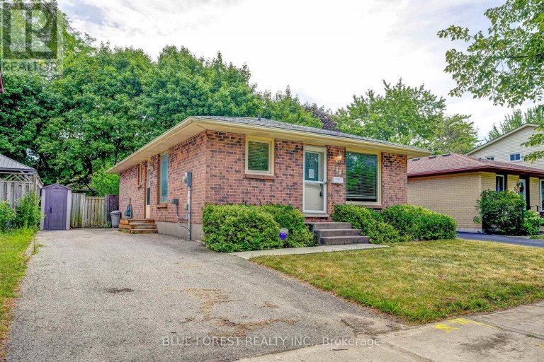 132 ARDSLEY CRESCENT, London North (North I), Ontario, N6G3W7