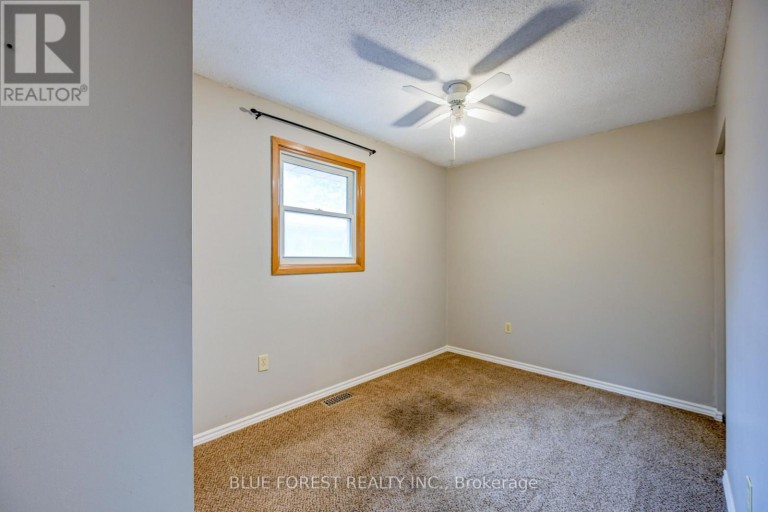 132 ARDSLEY CRESCENT, London North (North I), Ontario, N6G3W7