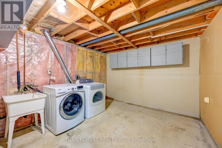 132 ARDSLEY CRESCENT, London North (North I), Ontario, N6G3W7