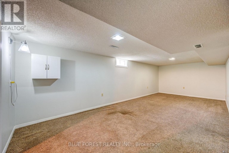 132 ARDSLEY CRESCENT, London North (North I), Ontario, N6G3W7