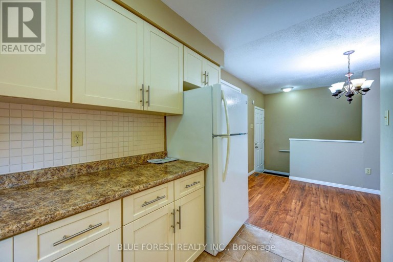 132 ARDSLEY CRESCENT, London North (North I), Ontario, N6G3W7