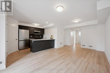 25 - 940 ST DAVID STREET N Centre Wellington (Fergus) Ontario photo 3