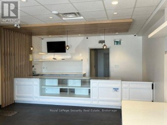3205 DUFFERIN STREET Toronto (Yorkdale-Glen Park) Ontario photo 3