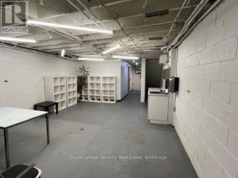 3205 DUFFERIN STREET Toronto (Yorkdale-Glen Park) Ontario photo 6