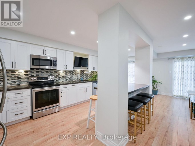64 - 3351 HORNBEAM CRESCENT N, Mississauga (Erin Mills), Ontario, L5L3Z8