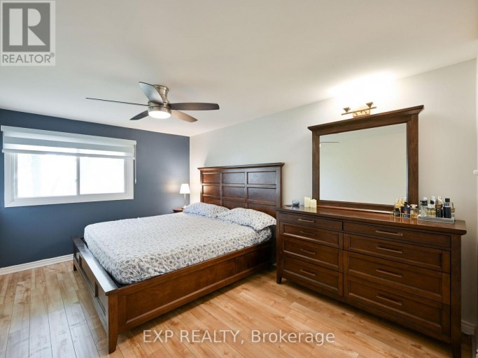 64 - 3351 HORNBEAM CRESCENT N, Mississauga (Erin Mills), Ontario, L5L3Z8