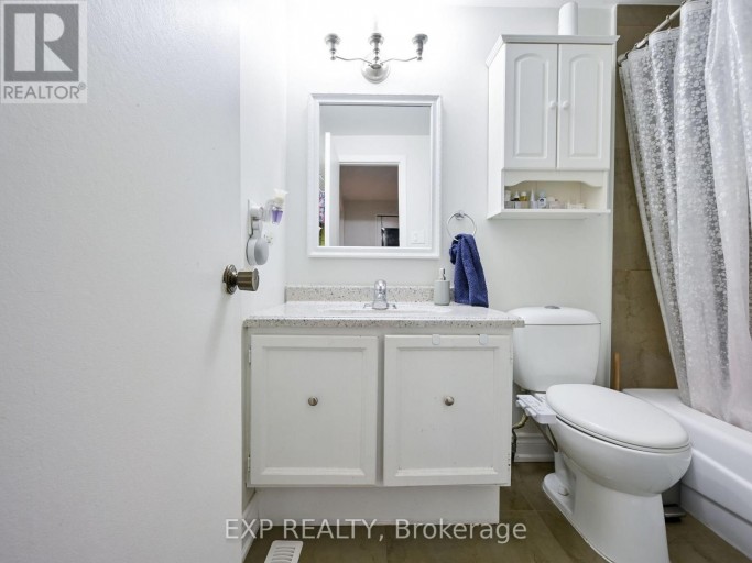 64 - 3351 HORNBEAM CRESCENT N, Mississauga (Erin Mills), Ontario, L5L3Z8
