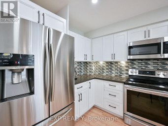64 - 3351 HORNBEAM CRESCENT N Mississauga (Erin Mills) Ontario photo 9