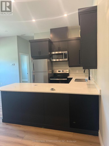4 - 8 MAIN STREET S, East Luther Grand Valley (Grand Valley), Ontario, L9W5S6