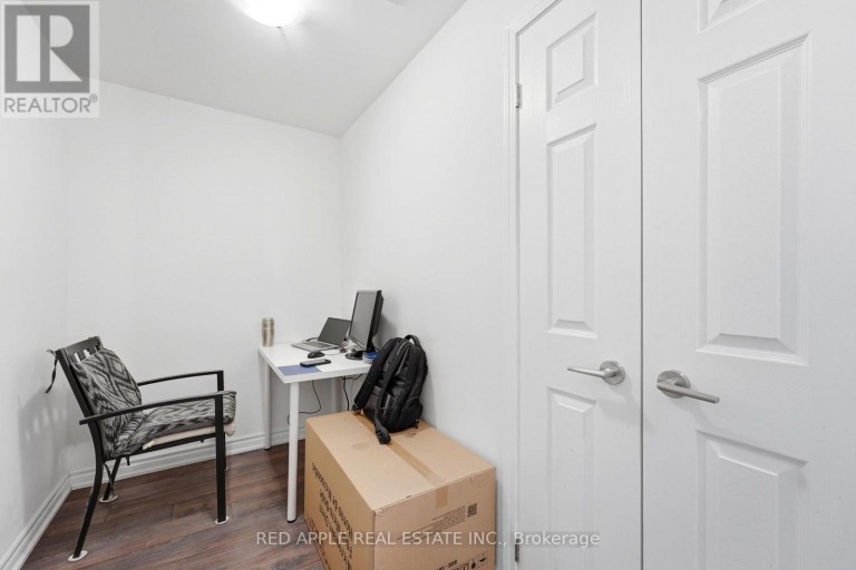 719 - 11611 YONGE STREET N, Richmond Hill (Jefferson), Ontario, L4E3N8