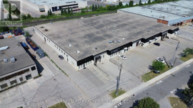 820 FLINT ROAD Toronto (York University Heights) Ontario photo 1