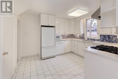 12 TREGELLIS ROAD Toronto (Lansing-Westgate) Ontario photo 13