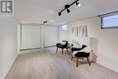 12 TREGELLIS ROAD Toronto (Lansing-Westgate) Ontario photo 23