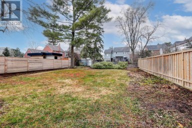 12 TREGELLIS ROAD Toronto (Lansing-Westgate) Ontario photo 27