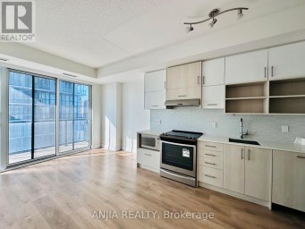 703 - 150 FAIRVIEW MALL DRIVE Toronto (Don Valley Village) Ontario photo 3