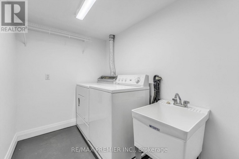 LOWER LEVEL - 5 KILLARNEY ROAD, Toronto (Forest Hill South), Ontario, M5P1L7