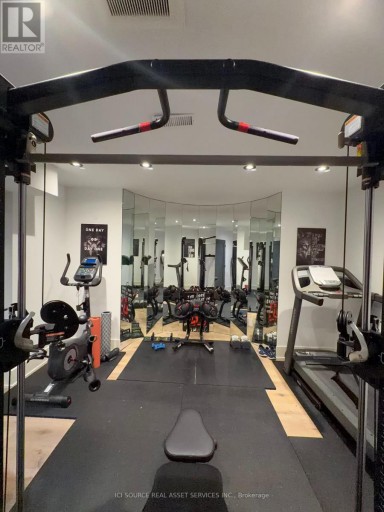 211 KENNEDY STREET W, Aurora (Aurora Village), Ontario, L4G2L9
