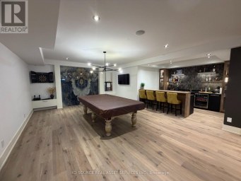 211 KENNEDY STREET W Aurora (Aurora Village) Ontario photo 32