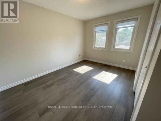 743 FIELDSTONE ROAD, Mississauga (Erindale), Ontario, L5C3K7